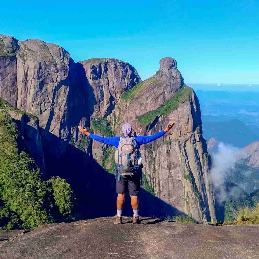 TRAVESSIA PETROPOLIS TERESOPOLIS - Guia profissional com equipamento